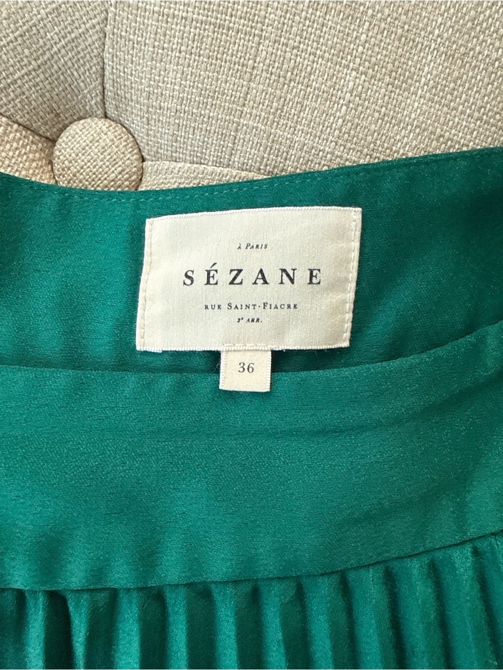 Sezane Pleated Midi Skirt in emerald green - Picture 4 of 6